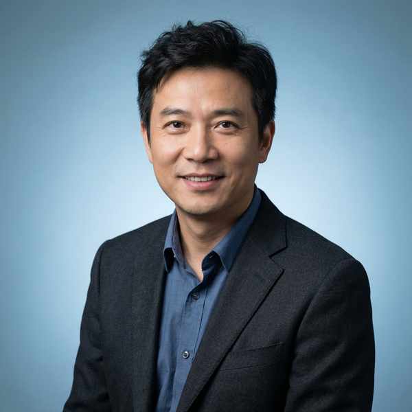 17c导演顾问陈明远